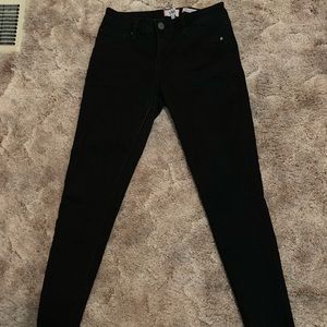 Black ankle length skinny jeans